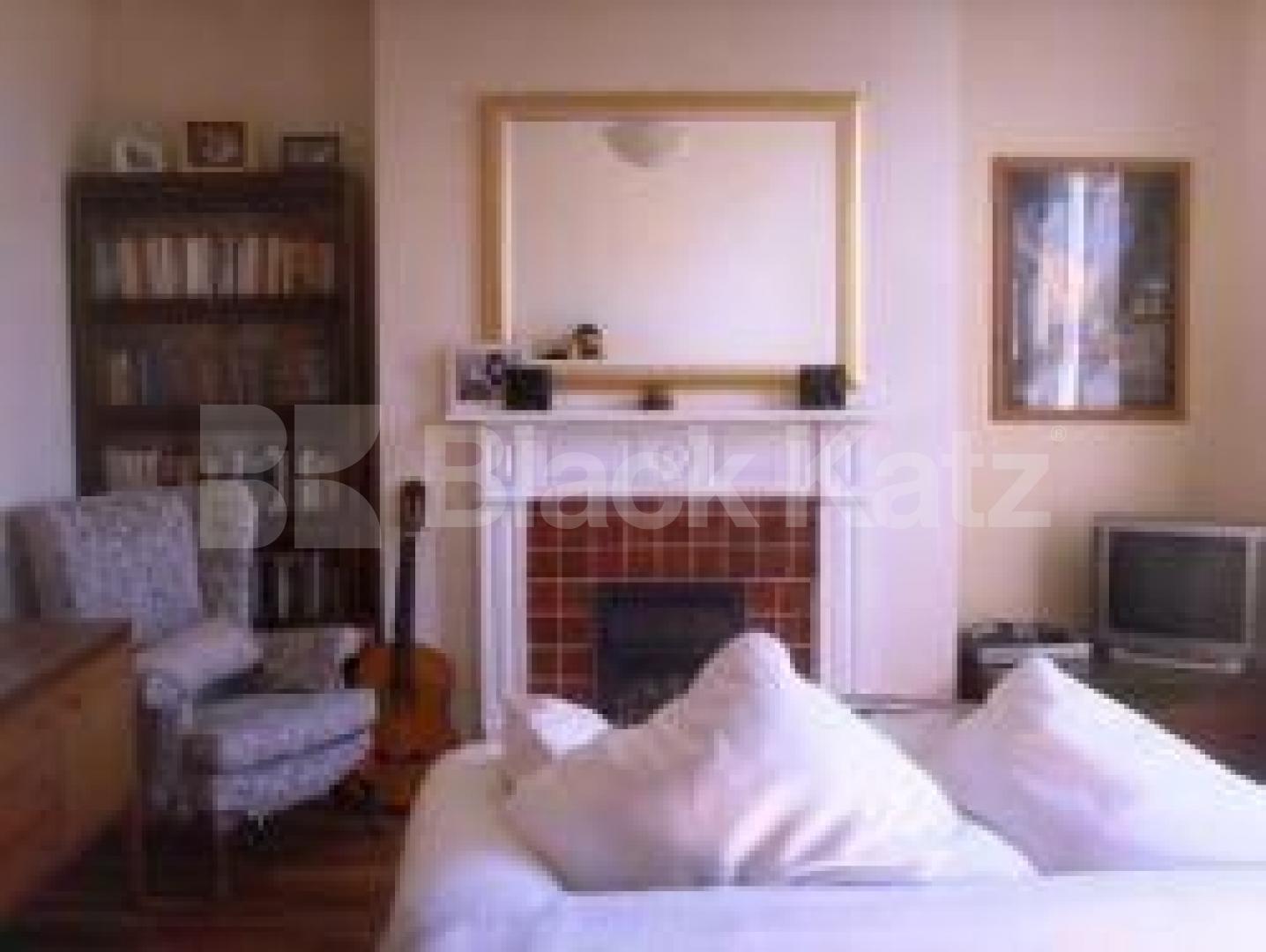 			New Instruciton, 1 Bedroom, 1 bath, 1 reception Flat			 Ashmore Road, MAIDA VALE